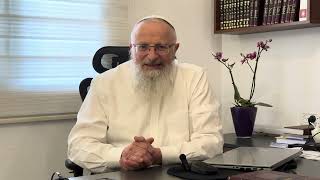 מי מנהל את המדינה | הרב שמואל אליהו | הלכה יומית | י"ב סיון תשפ"ד (הרב שמואל אליהו) - התמונה מוצגת ישירות מתוך אתר האינטרנט יוטיוב. זכויות היוצרים בתמונה שייכות ליוצרה. קישור קרדיט למקור התוכן נמצא בתוך דף הסרטון