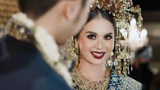Download lagu The Wedding of Fidi & Aldi (Traditional Classic Palembang Wedding by Vienna Gallery) mp3 Download lagu The Wedding of Fidi & Aldi (Traditional Classic Palembang Wedding by Vienna Gallery) mp3