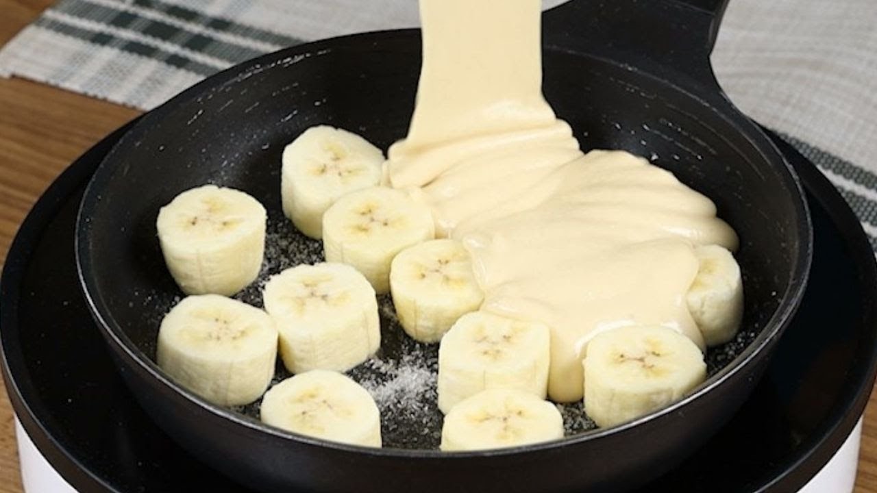 These are by far the best banana pancake ever! An easy and delicious recipe!