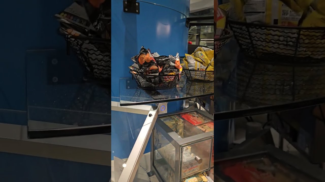 KLM Crown Lounge thumbnail