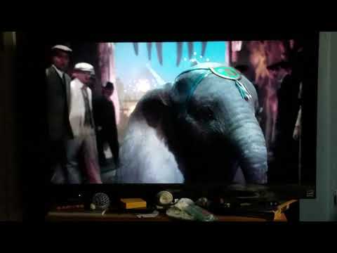 Dumbo 2019 dumbo reunites with mrs jumbo