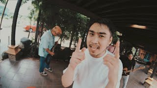 Pulsing Chunky feat. The Queens - Can You Feel It (Official Music Video)