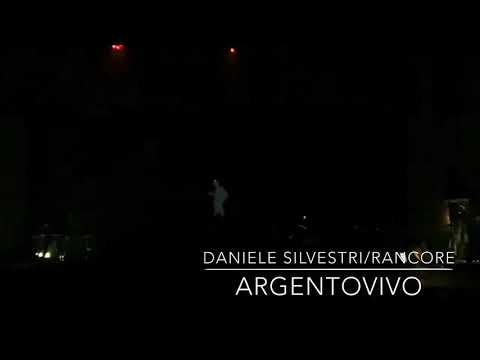 Daniele Silvestri feat Rancore - Argentovivo (live)