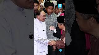 KERAJAAN TELITI PEMBERIAN ELAUN KEPADA PELAJAR TINGKATAN ENAM