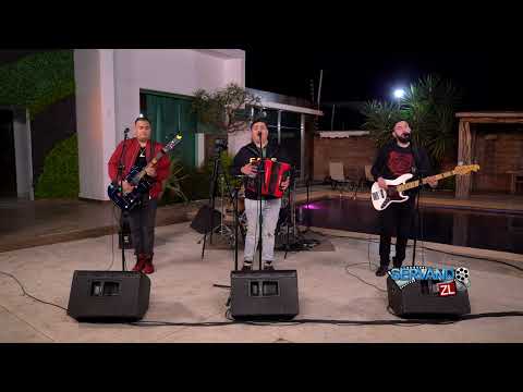 Los Desvelados - Quien Es Quien (En Vivo 2022)