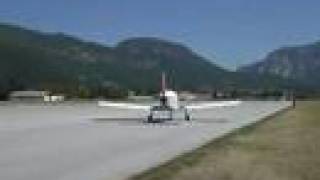 preview picture of video 'Letenje na UTVI 75 - Aerodrom Dolac Berane'