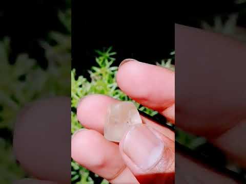 White Sapphire 24 Carats |amazing