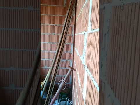 Dom w kostrzewach stan surowy otwarty ( parterówka )