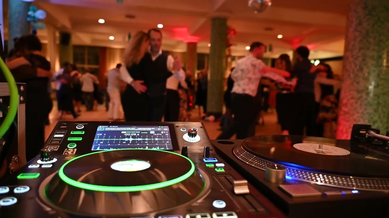 Tango. Gustavo Rosas. Dj Gus. Tangos en Vinilos en Soñando Marathon. Amsterdam. Octubre 2022.