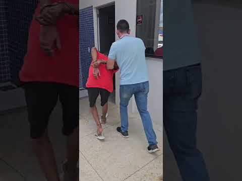 PCES recaptura foragido com três condenações por roubo em Aracruz