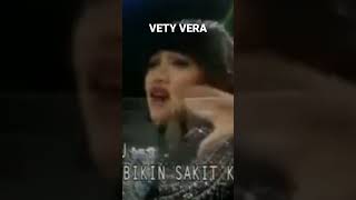 Download lagu Vety Vera - Sedang Sedang Saja ( song video) mp3