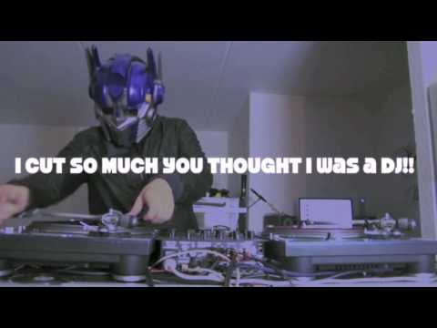 Turkman Souljah Making a Beat in The Lab Part 6