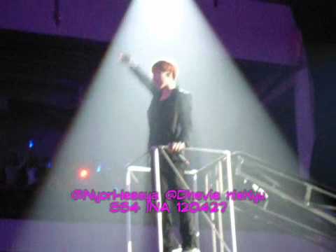 120427 SS4 INA wonder boy hyuk cut in front of me