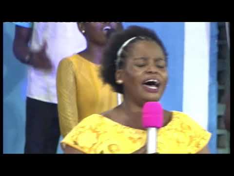 EFATHA MASS CHOIR - MIFUPA MIKAVU