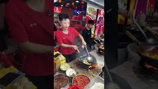 Sell snacks, stir - fried dishes, cooked delicacies and late - night snacks to make money