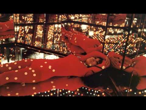 Kusama: Infinity (Clip 'Lights')