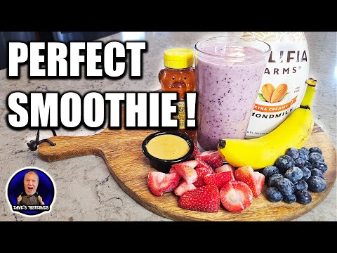 Is this the PERFECT Berry Banana Smoothie? (PB + Almond Milk!)