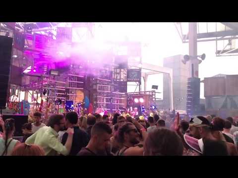 Crew Love during Barcelona Off Sonar 2017