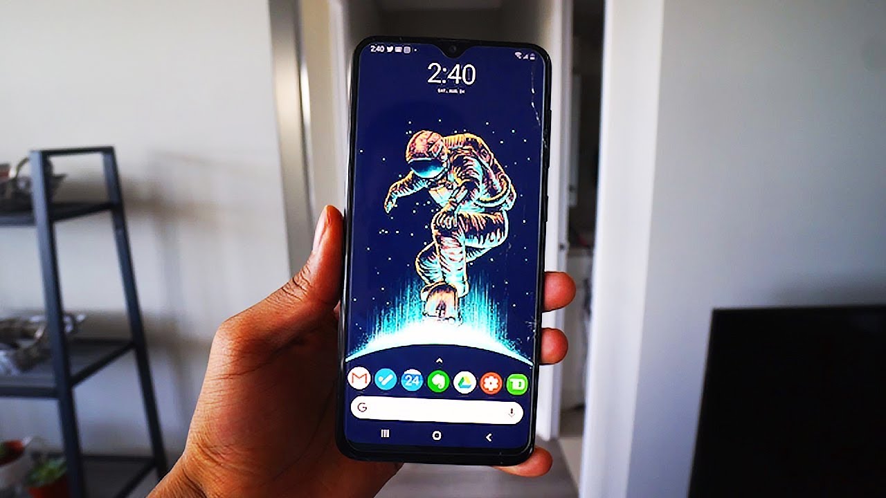 Samsung Galaxy A20 Review: Amazing Value At $200!