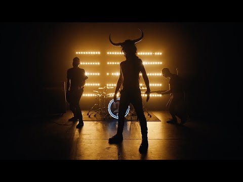 download lagu mp3 mp4 Mammal Band, download lagu Mammal Band gratis, unduh video klip Mammal Band