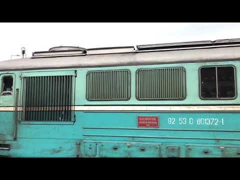 Marfar CFR Marfa încarcat cu piatra trece prin gara Oradea