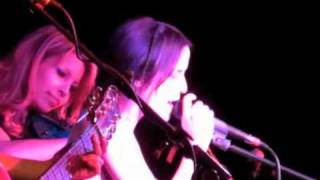 Andrea Corr - First night of Lifelines Tour Glee Club