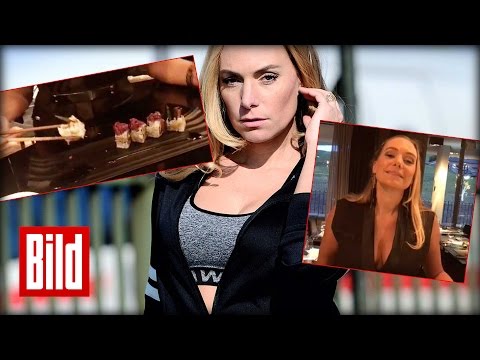 Iris Aschenbrenner aka Inka testet Sushi mit Rotkohl in Ischgl (Köln 50667)