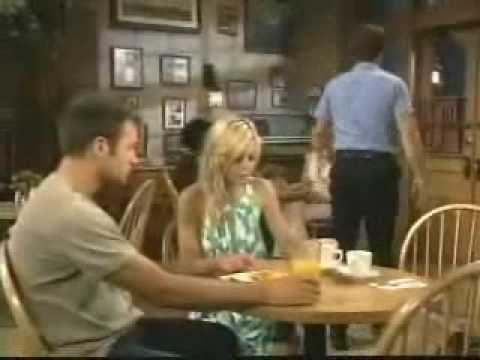 Maxie 7-3-07 *Logan kisses Maxie (LoMax first kiss)*