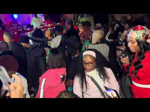 Rare Essence 2nd Set Panorama Room Sweatsuit Party 12/2825