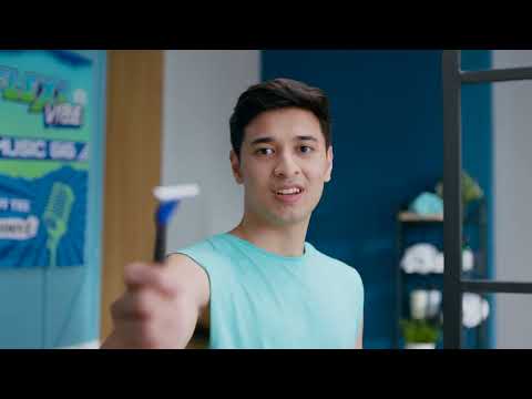 NEW Gillette Flexi Vibe Systems Razor with One Stroke Fast Shave