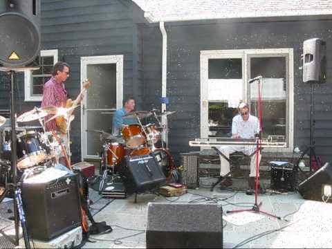 The KnappKin Band - Live at Neptune Drive