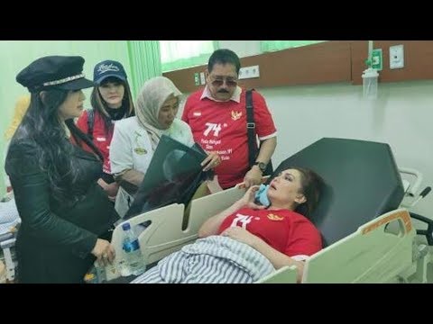 ARTIS NIA DANIATY KECELAKAAN DI BOJONEGORO, JATUH KEPALA MENGHANTAM BESI JEEP