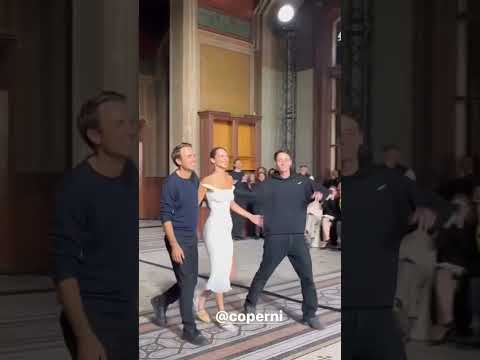 Bella Hadid closing Coperni #bellahadid