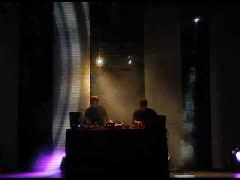 Freak beat (live) - Paral-lel (BEE Records)