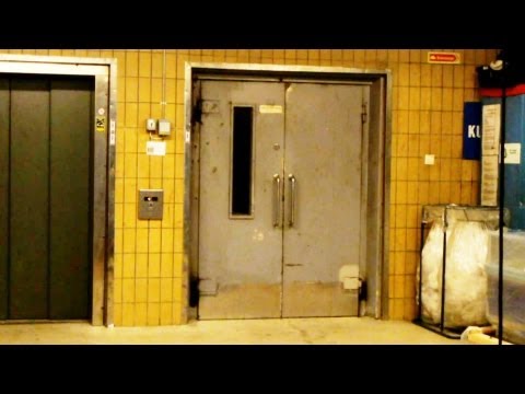 Brødr. Reber A/S (Schindler) traction freight elevator @ Arkaden Shopping Center, Skien, Norway