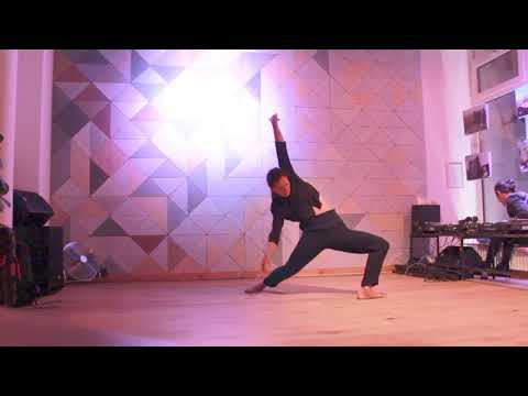 Liliya Burdinskaya feat Akatana