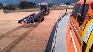 Shannon Lifeboat 25kts beaching at Exmouth Shannon Lifeboat 25kts beaching at Exmouth