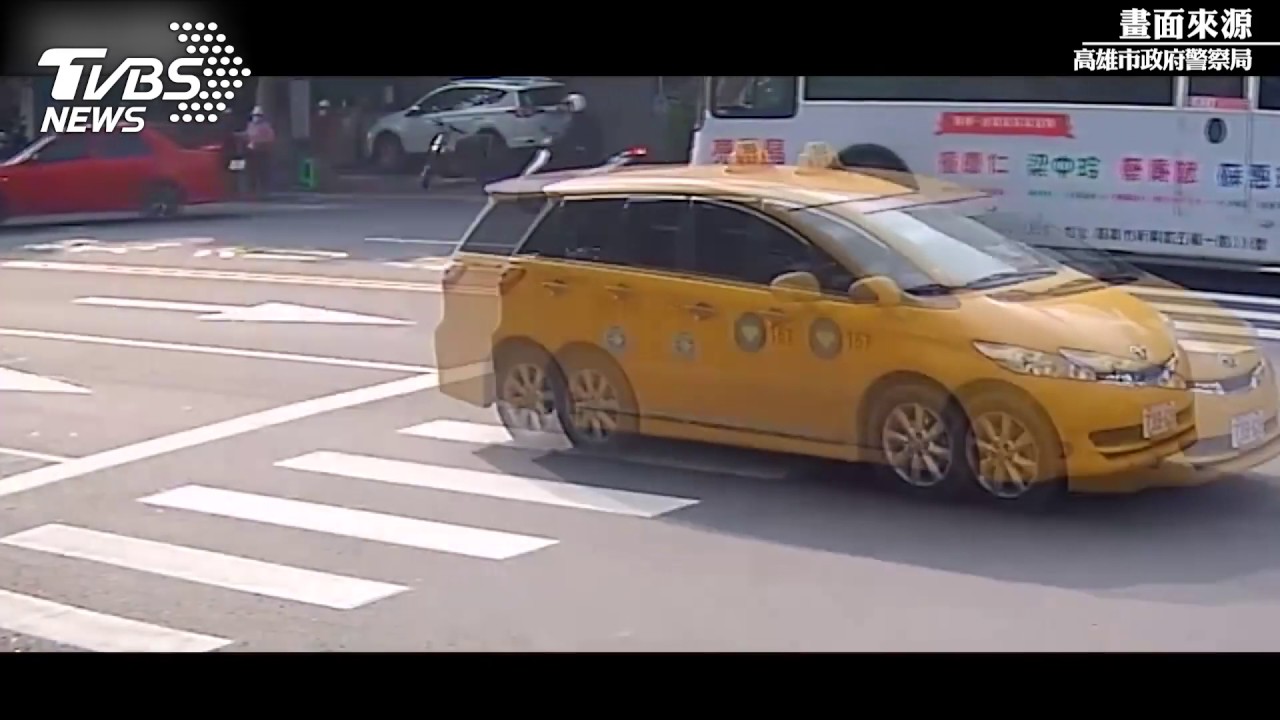 影／殘忍！警察盤查被嫌犯開車衝撞　「每天都在搏命」