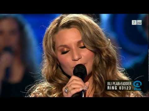 Nora Foss Al-Jabri & Mosaic singing "Bridge Over Troubled Water" - Artistgalla 2012 - LIVE