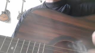 Download lagu Di Ujung Mentari versi akustik mp3