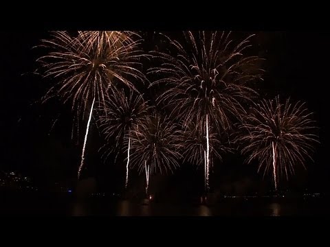 Grand feu pyromélodique des Fêtes de Genève 2013 (1/3)