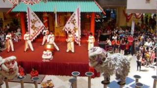 Lion Dance On Poles by Hoong Tuck Lion Dance Association, Teluk Intan