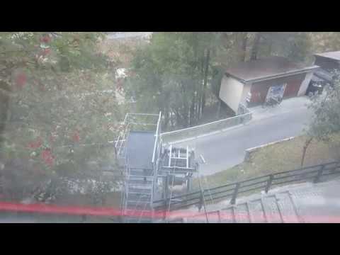 Standseilbahn Zermatt Chalet Les Ecureuils - Talfahrt - Kabine