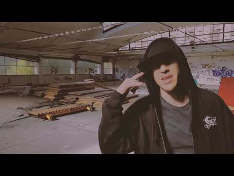 Mr.Gore - Pezzi di Noi (Official Video)