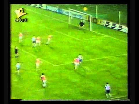 92-93 - Liga dos Campeões - grupo - 1ªJ Porto - PSV 2-2.wmv