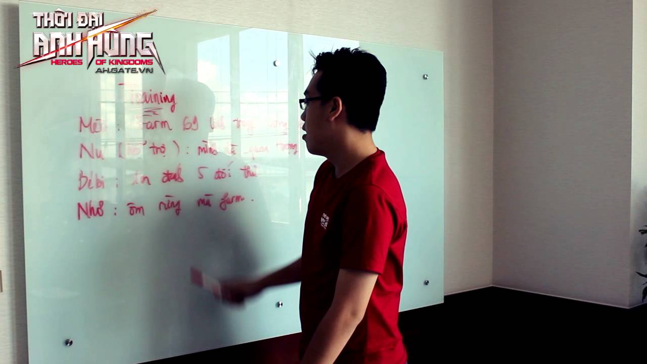 Thời Đại Anh Hùng: Ngắm HOT Girls chơi Game