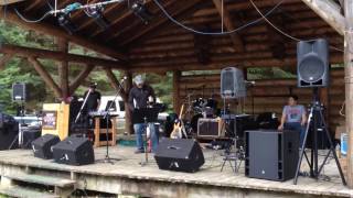Alaska Stumpf Fiddle --- Tom Lenny playing at the Fair Weather Days Festivall