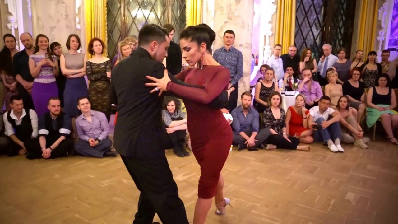 3-4 Show Jonathan Saavedra & Clarisa Aragón