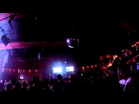 Coldharbour Night 2012 - KhoMha behind the Decks WMC 2012 8/