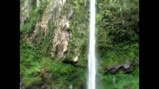preview picture of video 'Waterfalls Camiguin island, Philippines'